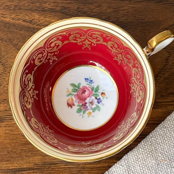 Aynsley England Bone China Tea Cup Ruby Red Floral Center 882 - Picture 4 of 16